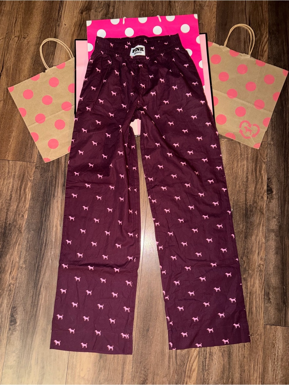 NWT VS PINK Size XS Pink Classics All Over Dog Logo PJ Pant.